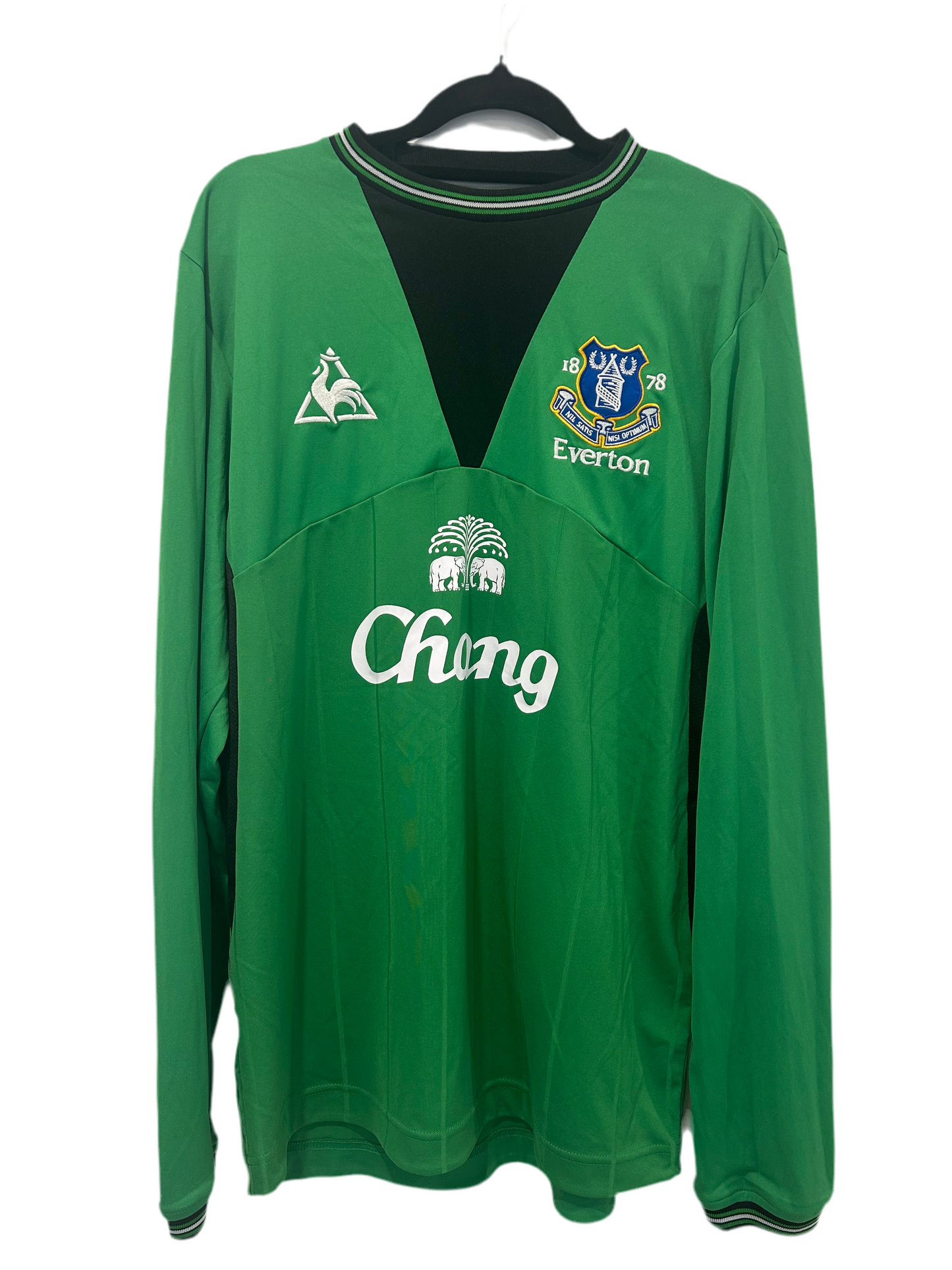 Everton 2009/10 GK Home M Howard 24