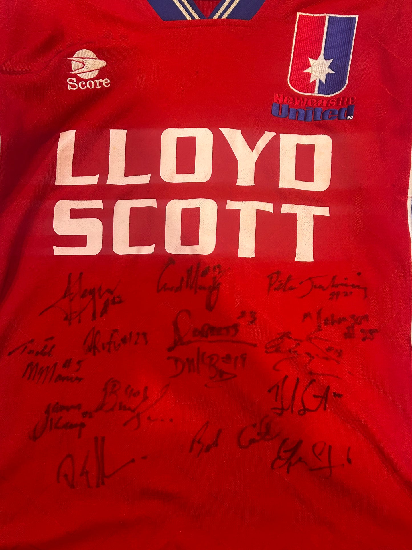 Newcastle United 2000/01 Home Squad Signed