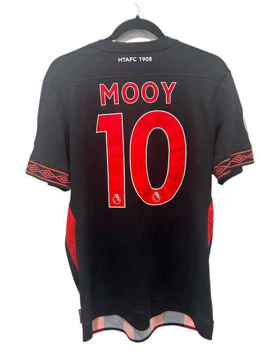 Huddersfield 2018/19 Away M